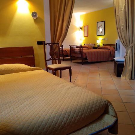 I Giochi Di Lupo Bed & Breakfast ปิอาโนโร ภายนอก รูปภาพ